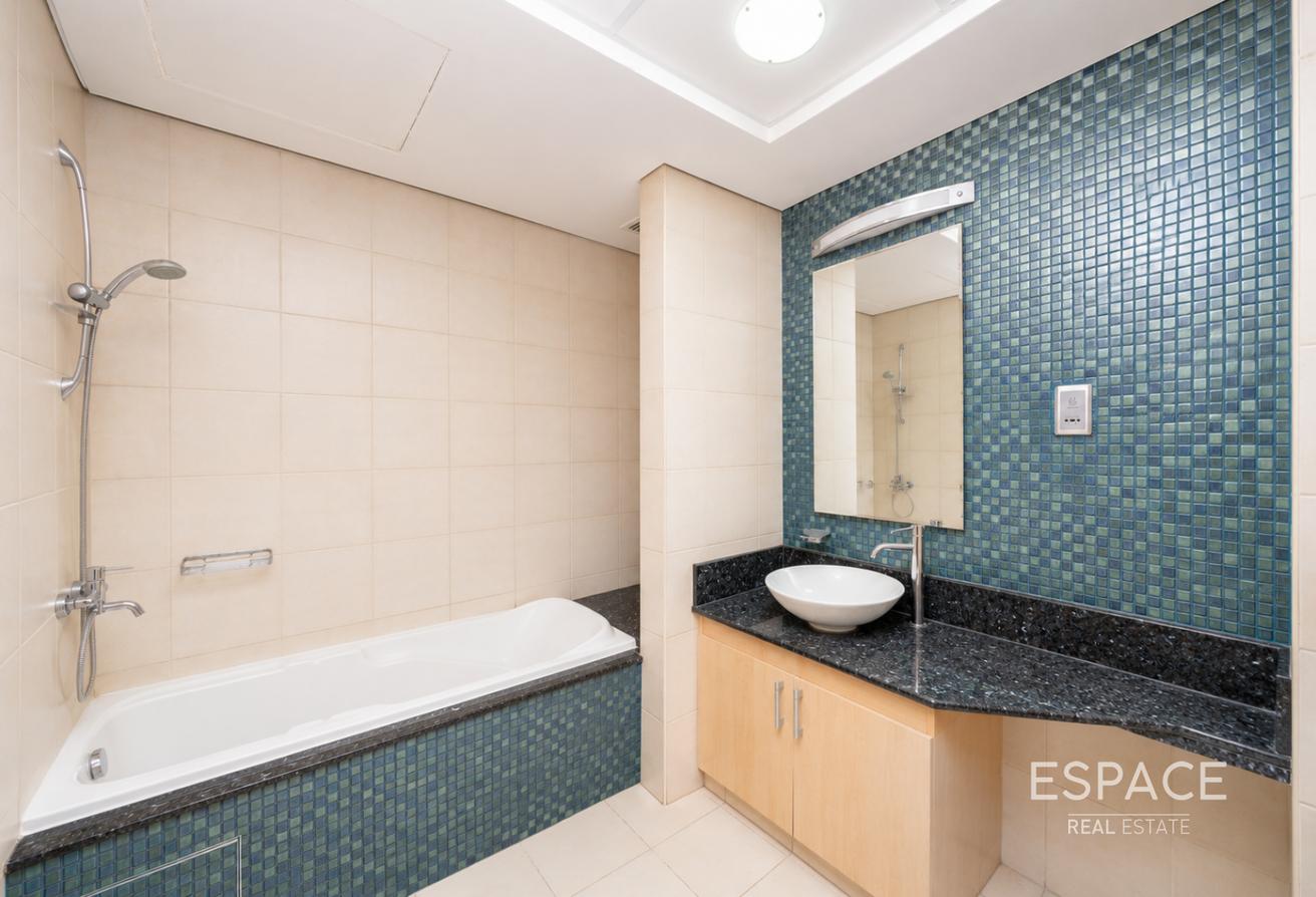 Upgraded Flooring | Park View | Palm Jumeirah photo 8