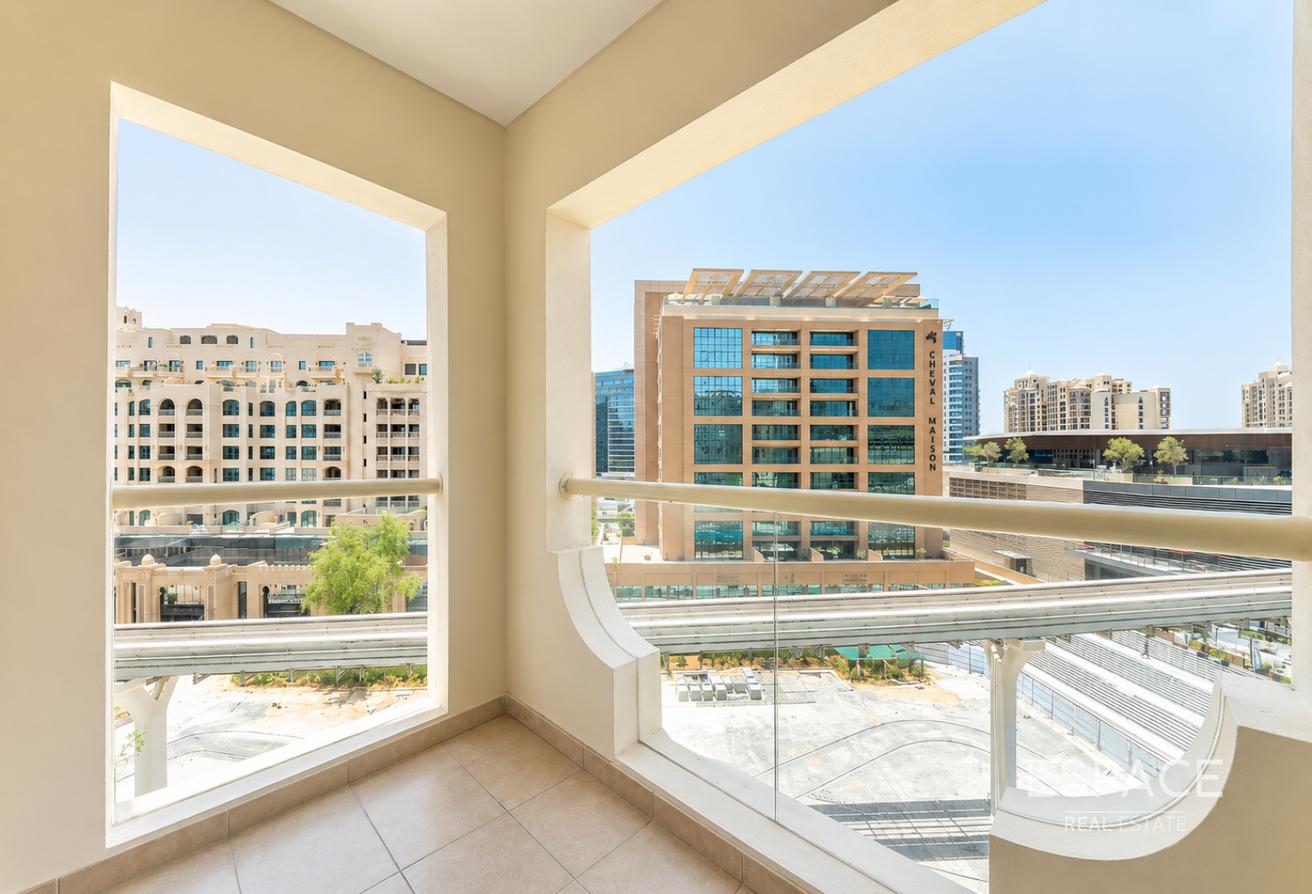 Upgraded Flooring | Park View | Palm Jumeirah photo 11