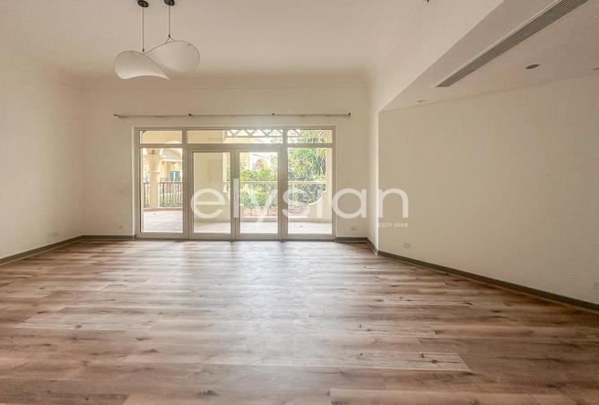 76179984 - Property Image 2