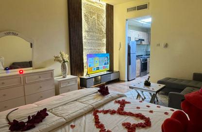 Apartment - Studio - 1 Bathroom for rent in Al Majaz 3 - Al Majaz - Sharjah