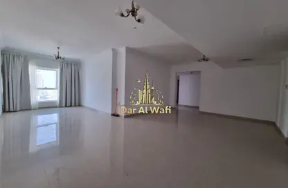 Apartment - 3 Bedrooms - 4 Bathrooms for rent in Zakhir Tower 1 - Zakhir Towers - Al Taawun - Sharjah