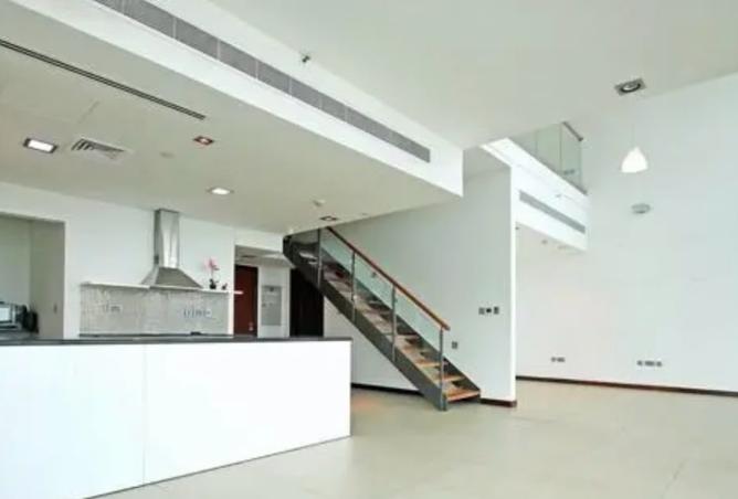 DEAL DIFC LARGEST DUPLEX 2000SQFT DIFC HIGH FLOOR