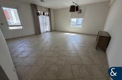 Apartment - 3 Bedrooms - 4 Bathrooms for rent in Abbey Crescent 1 - Abbey Crescent - Motor City - Dubai