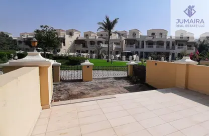 تاون هاوس - 2 غرف نوم - 2 حمامات للبيع في تاون هاوسز قرية الحمرا - قرية الحمرا - رأس الخيمة