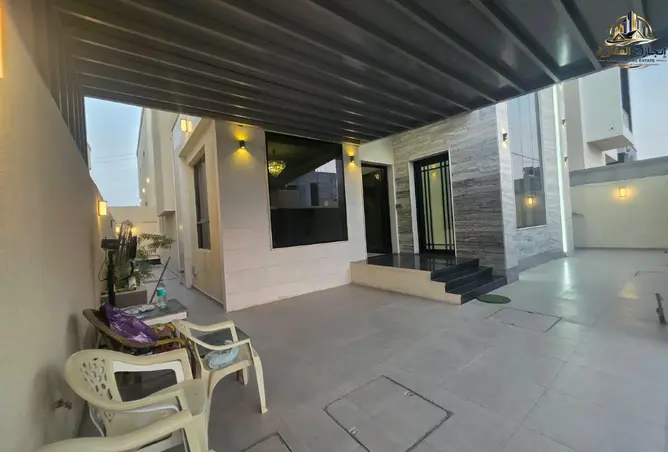154647360 - Property Image 3
