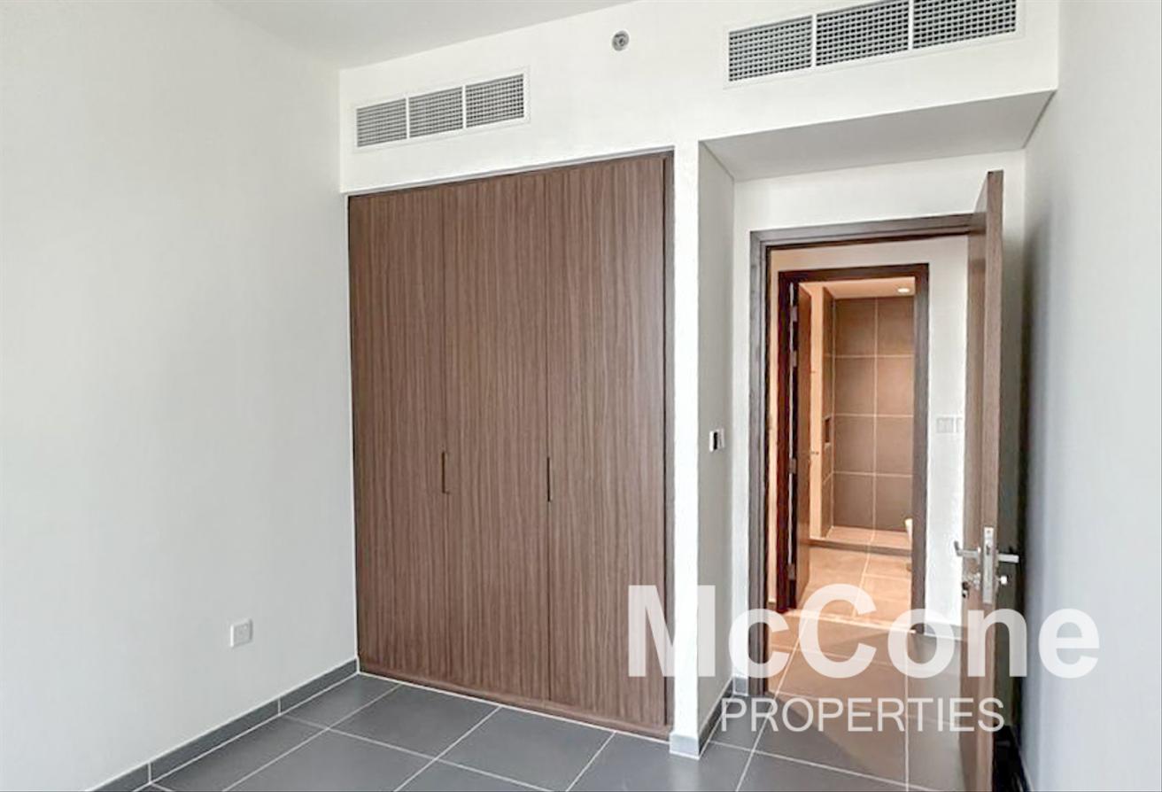 Waterfront Living | Modern Finishing | Creek Views photo 5