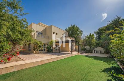 Villa - 5 Bedrooms - 4 Bathrooms for rent in Meadows 4 - Meadows - Dubai