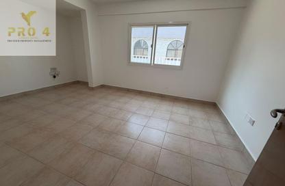 Apartment - 2 - 2 for rent in Hamdan Street - Abu Dhabi