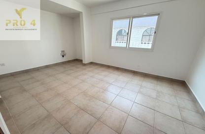 Apartment - 2 - 2 for rent in Hamdan Street - Abu Dhabi