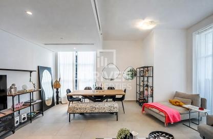 Apartment - 2 - 3 for sale in Marina Arcade Tower - Dubai Marina - Dubai