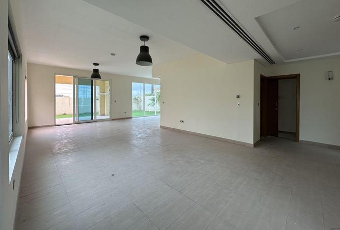 68280182 - Property Image 3
