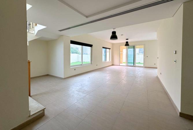 68280182 - Property Image 2