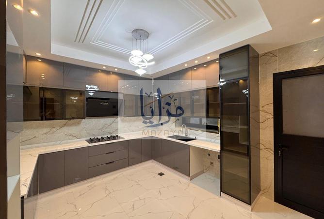 144169229 - Property Image 3