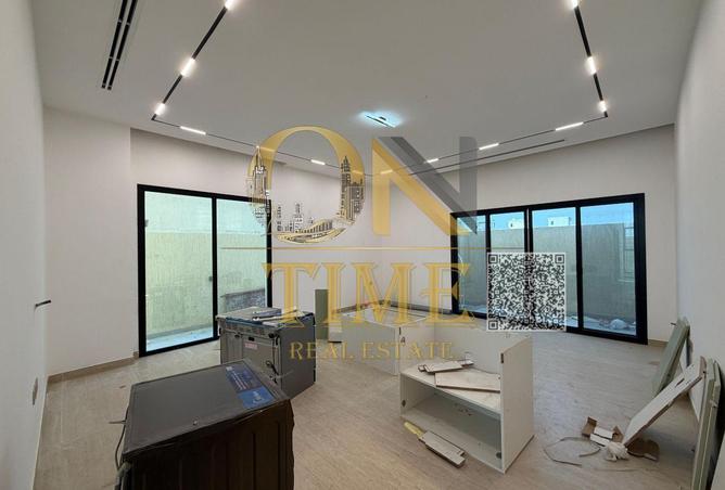 72721068 - Property Image 2