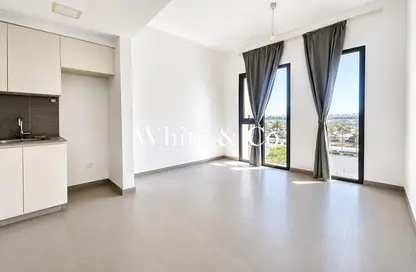 Apartment - 1 Bathroom for rent in Hayat Boulevard 1B - Hayat Boulevard 1 - Hayat Boulevard - Town Square - Dubai