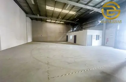 مستودع - استوديو - 1 حمام للايجار في القصيص - دبي