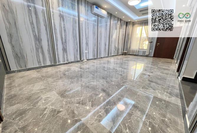 98258876 - Property Image 2