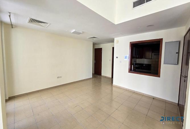 128829117 - Property Image 3