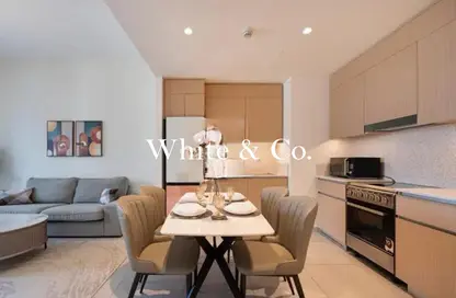 شقة - غرفة نوم - 1 حمام للايجار في سمر في كريك بيتش مبنى 1 - صيف - جريك بيتش - مرسى خور دبي - دبي