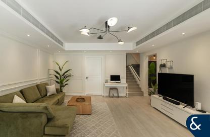 Villa - 3 Bedrooms - 3 Bathrooms for sale in Springs 10 - The Springs - Dubai