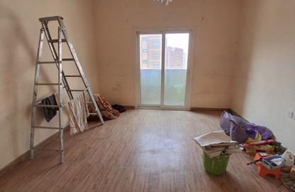 Apartment - 1 - 1 for rent in Muwailih Building - Muwaileh - Sharjah