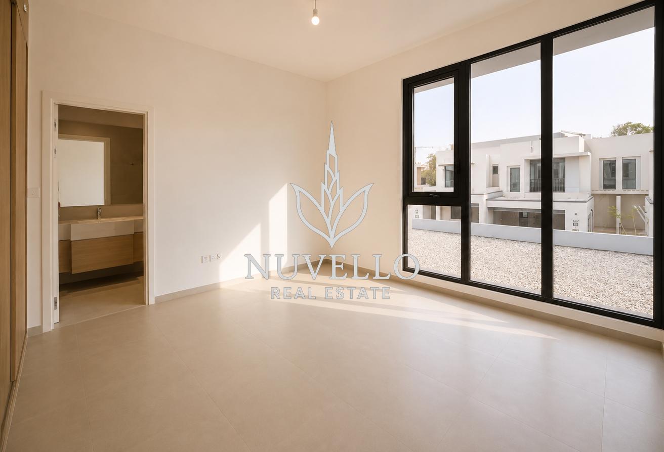 Next to Park | Corner | Internal photo 10