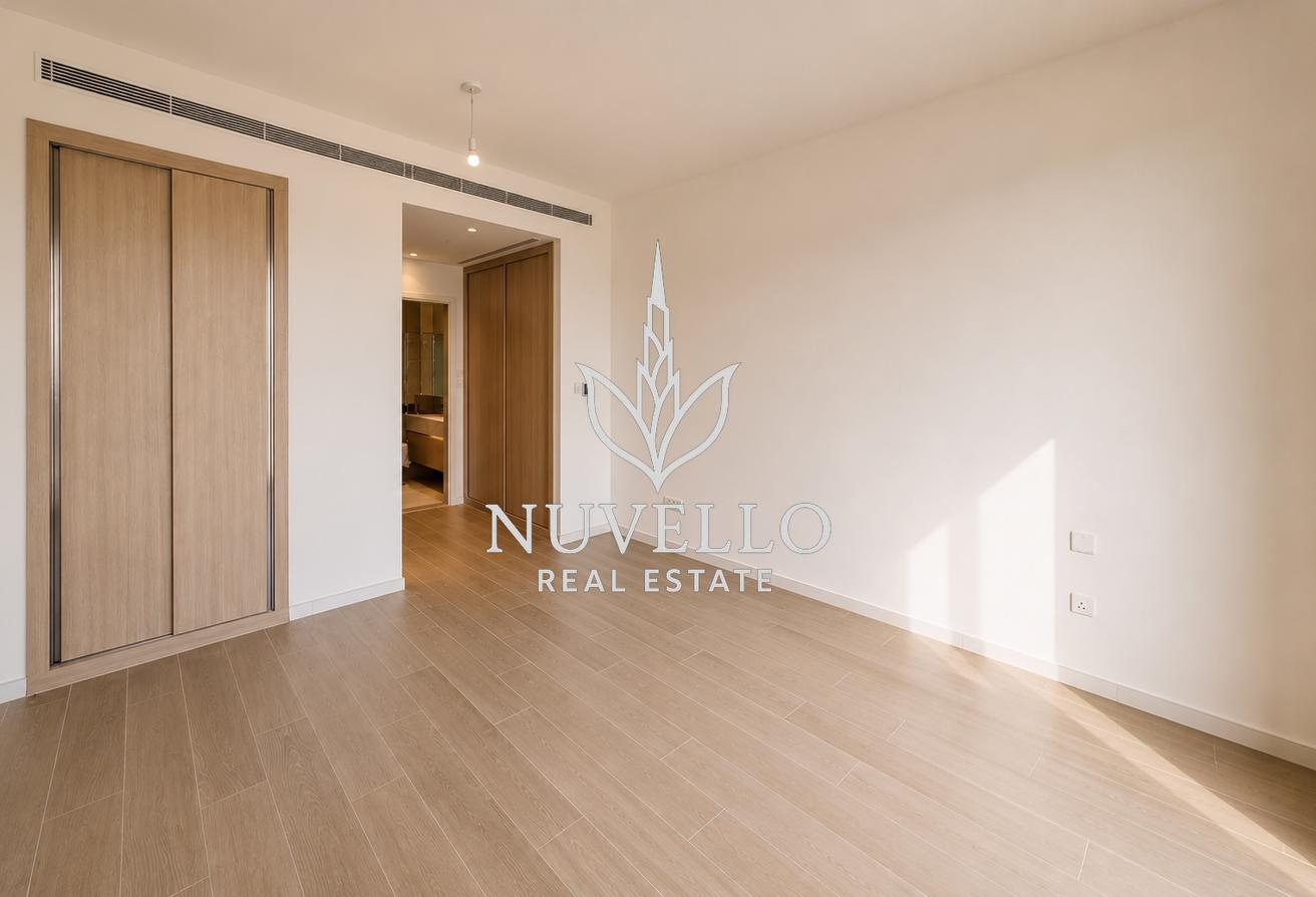 Next to Park | Corner | Internal photo 9