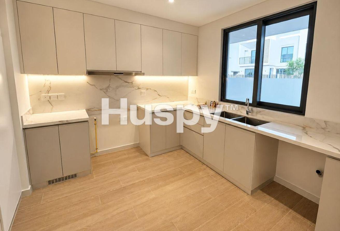 Brand New | Landscaped | Near Amenities photo 5