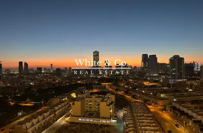 شقة - 2 غرف نوم - 3 حمامات للبيع في كاتش ريزيدينس لاي جي او - الضاحية 12 - قرية جميرا الدائرية - دبي