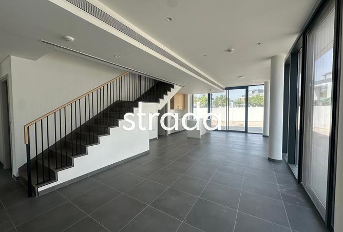 121987335 - Property Image 3