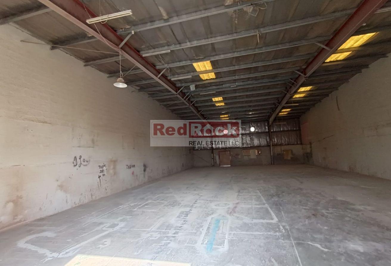 Industrial Warehouse Ideal for Car Detailing