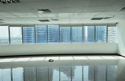 مكتب - استوديو - 2 حمامات للايجار في XL برج - الخليج التجاري - دبي