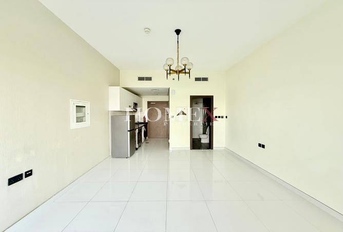 132006393 - Property Image 2