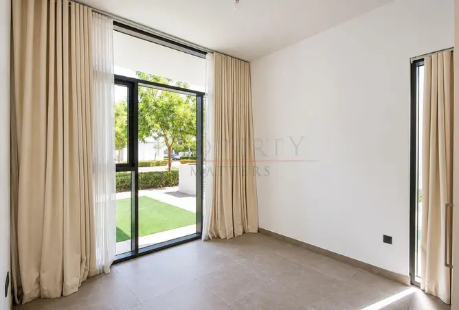 155574393 - Property Image 3
