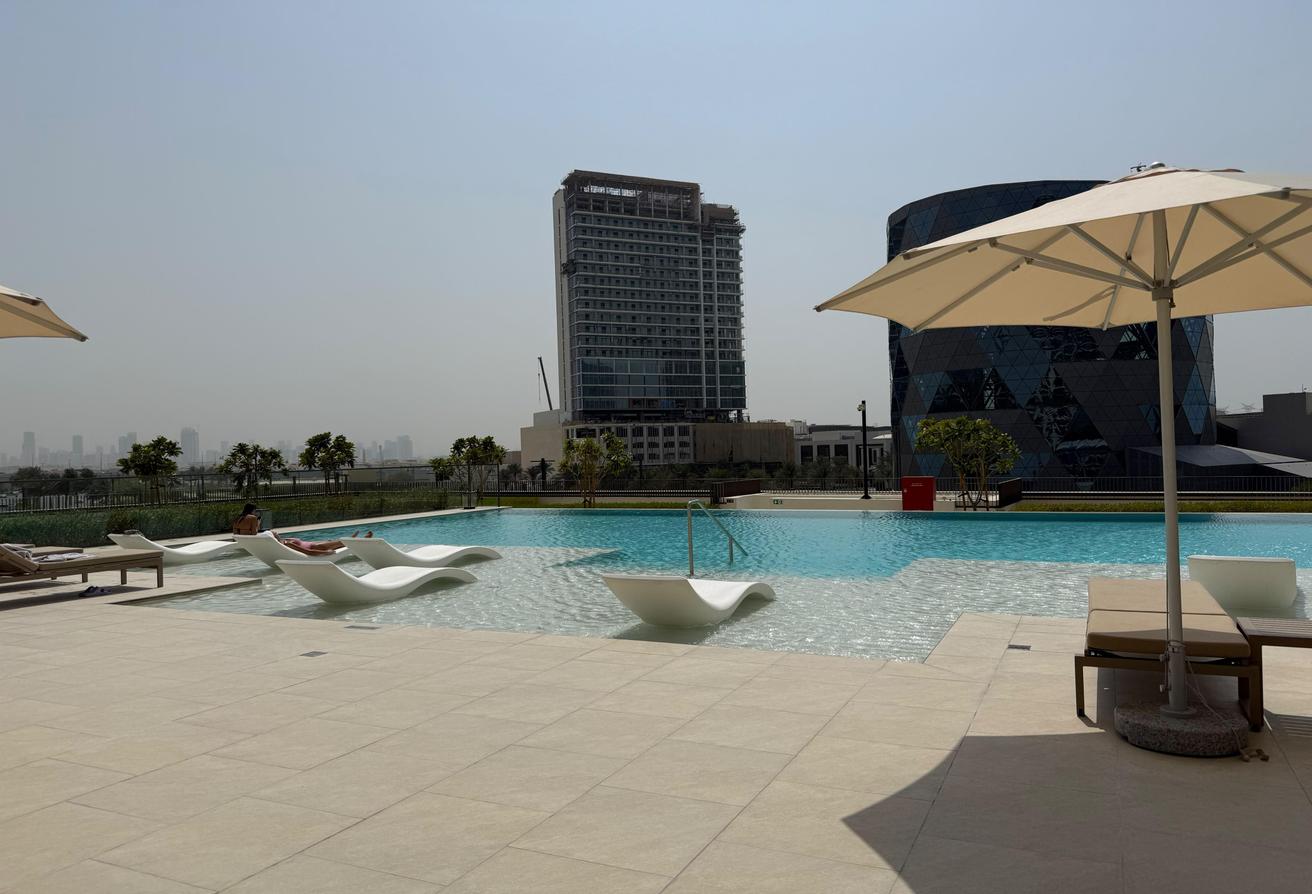 Brand New Unit | High Floor | Villa View photo 16