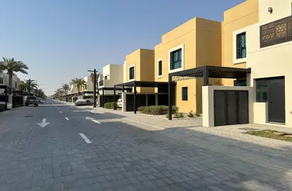 تاون هاوس - 3 غرف نوم - 4 حمامات للبيع في مدينة الشارقة المستدامة - الشارقة