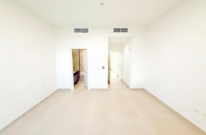 Townhouse - 3 Bedrooms - 4 Bathrooms for sale in Al Rowdat Suburb - Sharjah