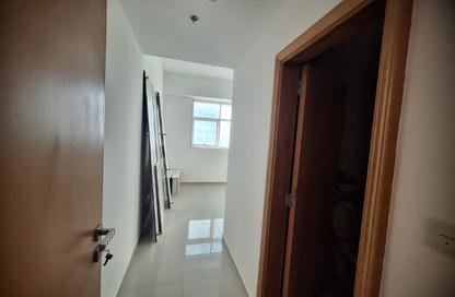 Apartment - 2 Bedrooms - 3 Bathrooms for rent in Al Khan Lagoon Tower - Al Khan Lagoon - Al Khan - Sharjah