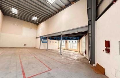 Warehouse - Studio - 1 Bathroom for rent in Dubai Investment Park 1 (DIP 1) - Dubai Investment Park (DIP) - Dubai