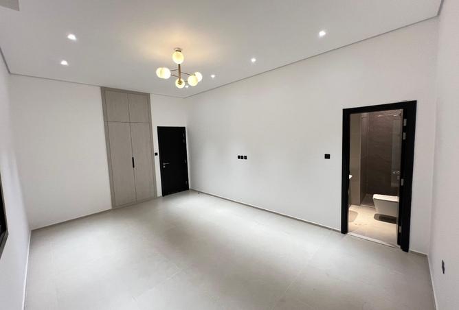135643773 - Property Image 2