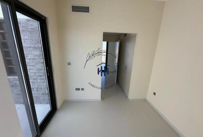 136541327 - Property Image 3