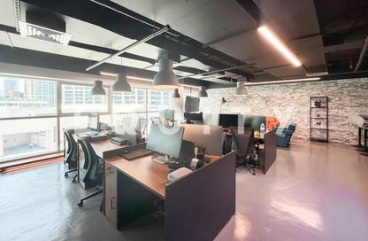 Office Space - Studio for sale in The Binary Tower - Business Bay - Dubai