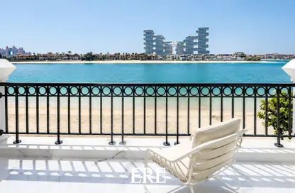 Villa - 4 Bedrooms - 5 Bathrooms for rent in Garden Homes Frond E - Garden Homes - Palm Jumeirah - Dubai Villa - 4 Bedrooms - 5 Bathrooms for rent in Garden Homes Frond E - Garden Homes - Palm Jumeirah - Dubai