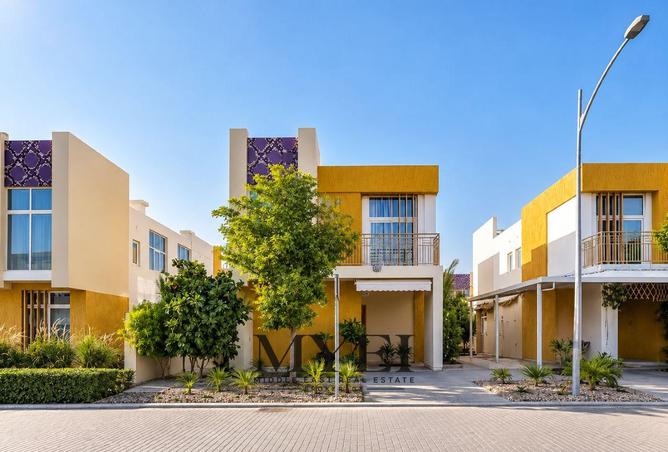 6BR VILLA | SPACIOUS LAYOUT | GENUINE RESALE