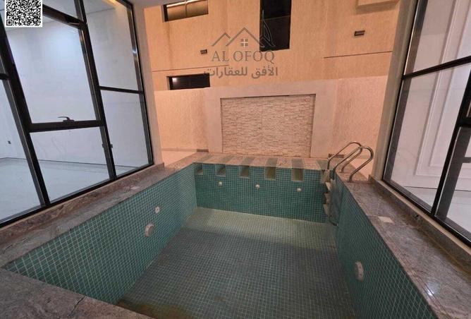 68303979 - Property Image 3