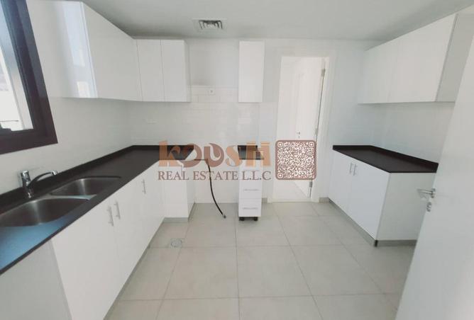 100835674 - Property Image 2