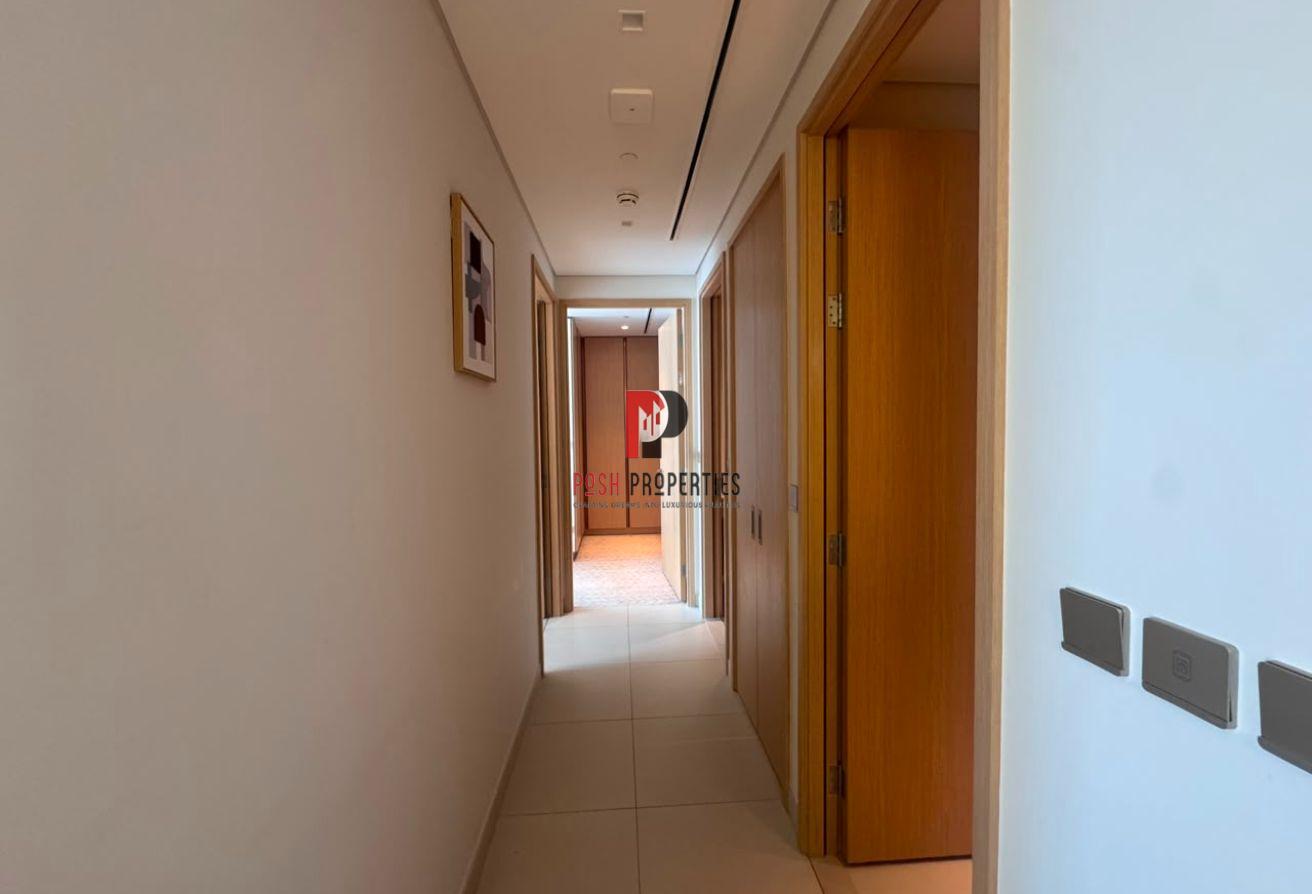 Fully Furnished | Burj View | Dubai Mall Access photo 22