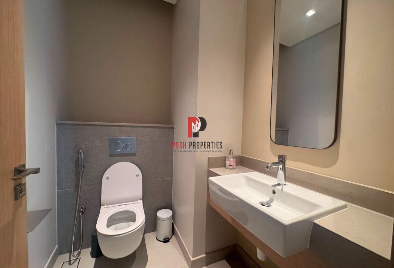 Fully Furnished | Burj View | Dubai Mall Access photo 14
