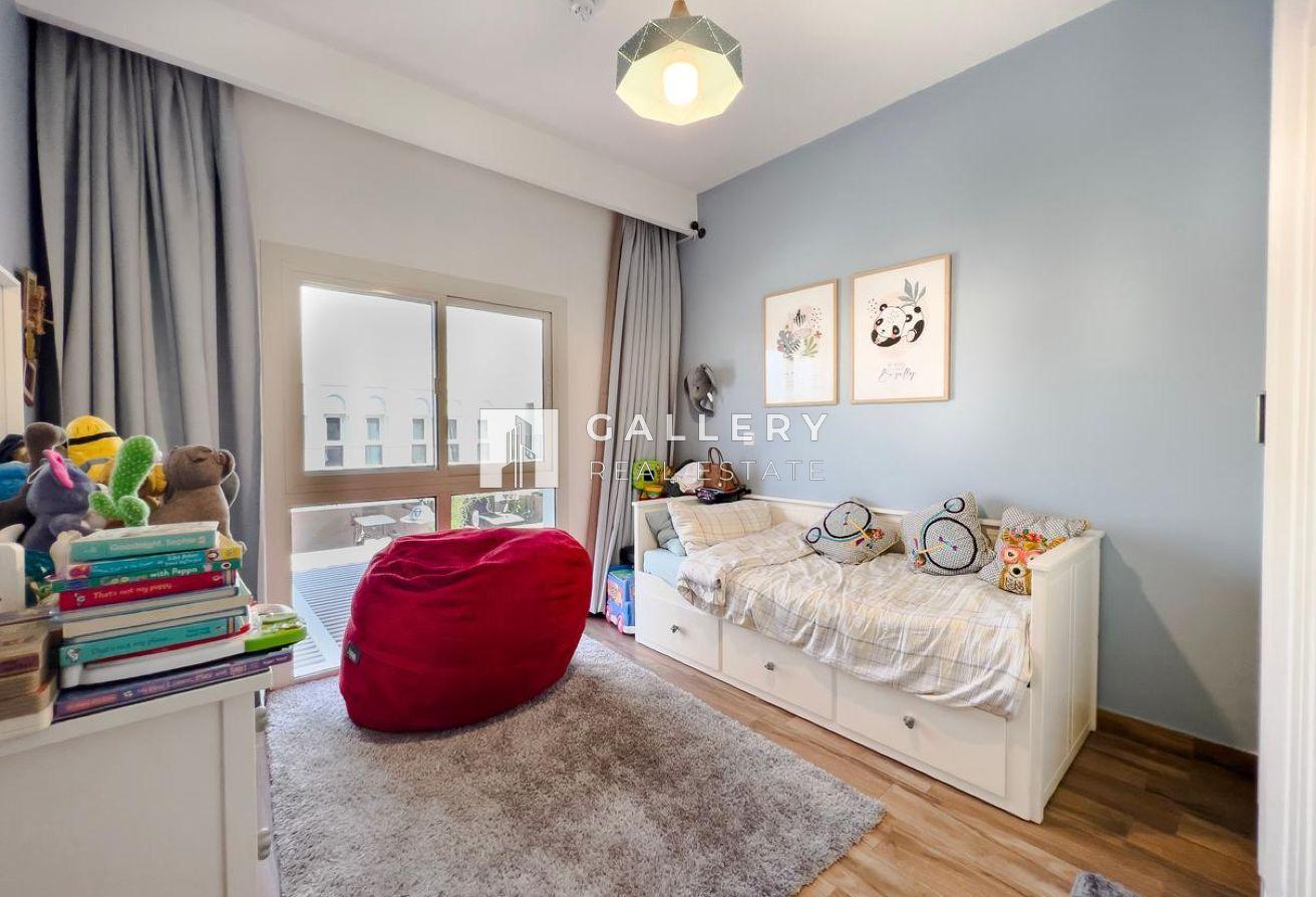 Single Row | Appliances Included | Available Now photo 9