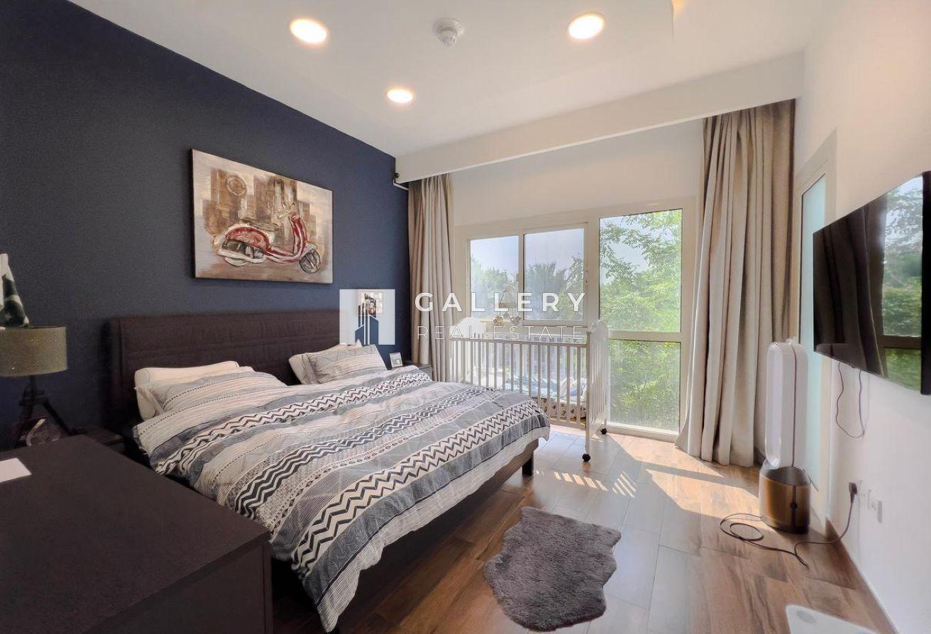 Single Row | Appliances Included | Available Now photo 5